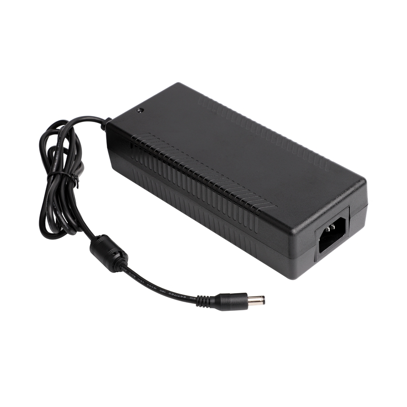 Adaptador AC-DC de mesa de alta potência de 150 W